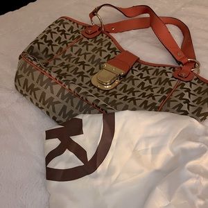 Michael Kors tote.
